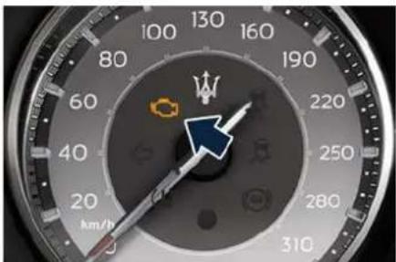 Maserati Quattroporte (2022) - Starting and Driving - 2