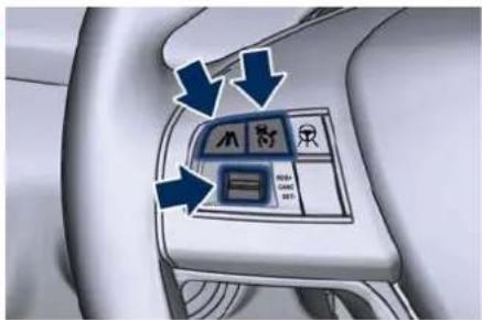 Maserati Quattroporte (2022) - Controls - 2