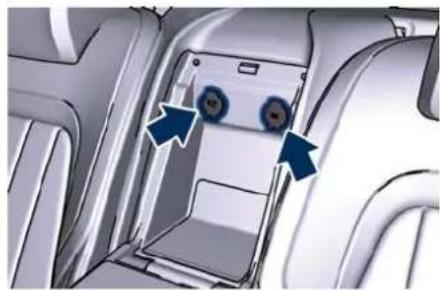 Maserati Quattroporte (2022) - Reclining Shelf Rear Accessories - 2