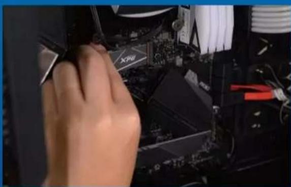 ADATA LEGEND 850 - 确认M.2固态硬盘的插槽位置以及螺丝 - 1