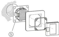SCHNEIDER DTH-16 - Mounting the thermostat and covers - 1