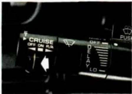 CHEVROLET Camaro (1993) - To Get Out of Cruise Control - 1