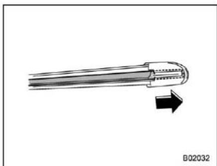SUBARU Crosstrek Premium (2023) - ■ Windshield wiper blade rubber - 4
