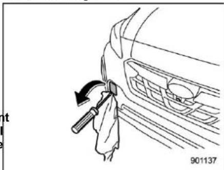 SUBARU Crosstrek Premium (2023) - ▼ Front towing hook - 1