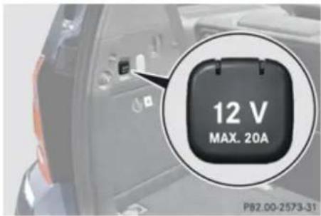 Mercedes-Benz GL (2009) - 12V Power outlets - 3