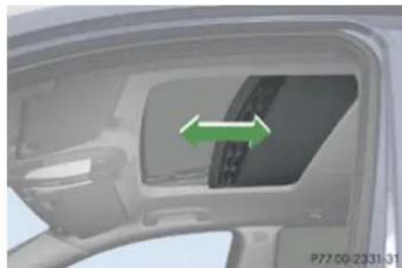 Mercedes-Benz GL (2009) - Power tilt/sliding sunroof - 2