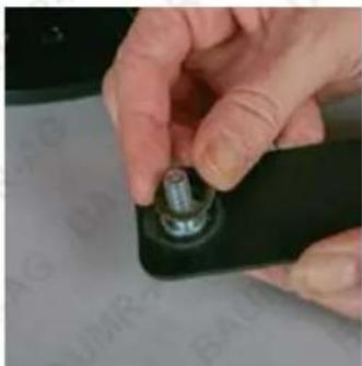 Baumr-AG 840SX - Replacing the Blades - 5