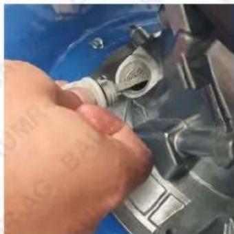Baumr-AG 840SX - To Check Engine Oil Level - 1
