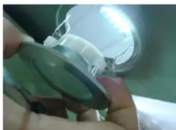 PKM S30-2000 K - Replacing of the illuminant - 2