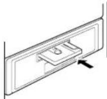 ALPINE CDA-7876R - Einlegen/Entnehmen einer Cassette - 1
