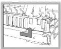 INDESIT DFP 584 EU - Never lift or lower the rack on one side only. - 2