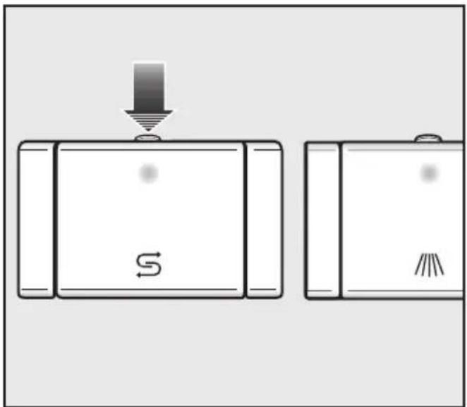 MIELE G 2732 - Regeneriersalz einfüllen - 1