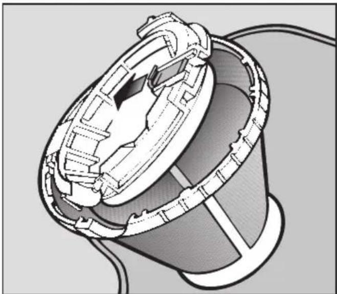 MIELE G 396 SCHE Plus - Siebe im Spülraum reinigen - 3