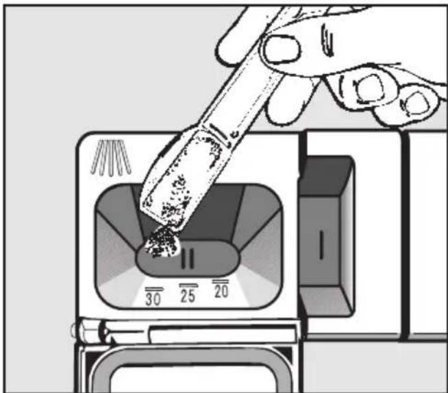 MIELE G 646 Plus - Reiniger einfüllen - 2