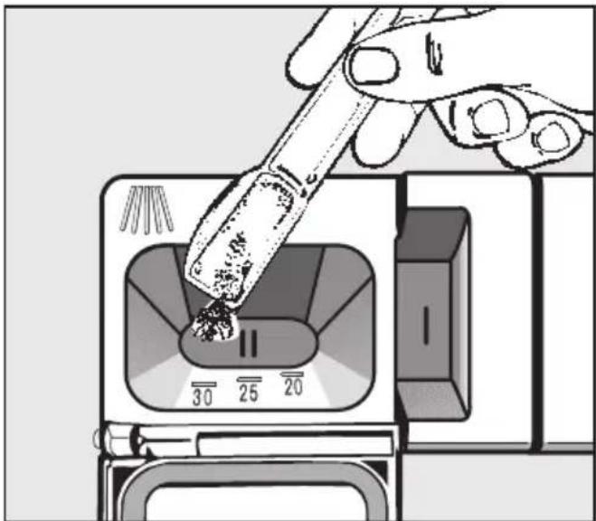 MIELE G 7826 - Reiniger einfüllen - 2
