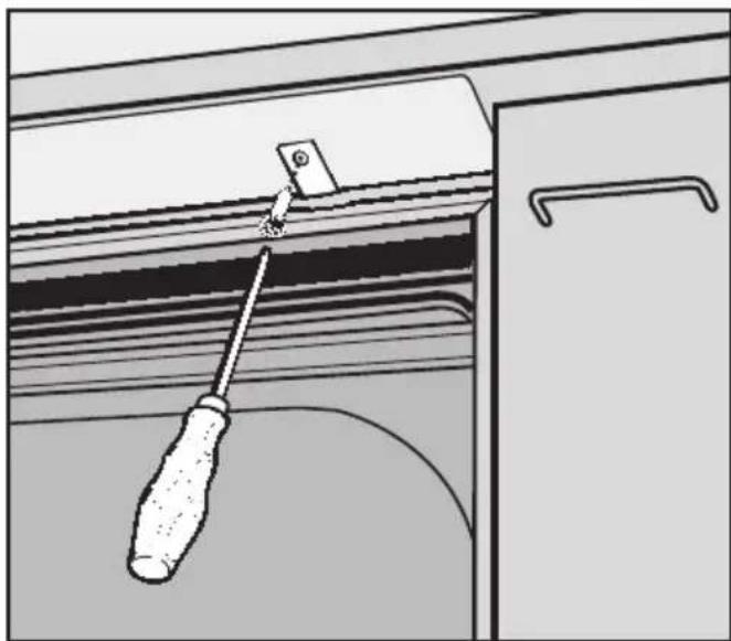 MIELE PG 8052 SCI - "U"-Gewerbe-Geschirrspüler ausrichten und festschrauben - 2
