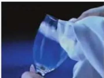 BLOMBERG GIN 9220 X - Metallisches Aussehen mit bläulichen Regenbogenfarben Zu viel Klarspüler - 1