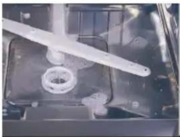 BLOMBERG GIN 2115 X - Verstopfte Sprüharmöffnungen - 1