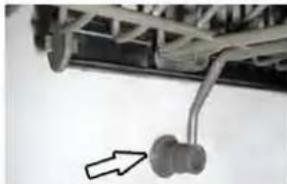 White Knight DW1260 - Adjusting the Upper Basket - 3