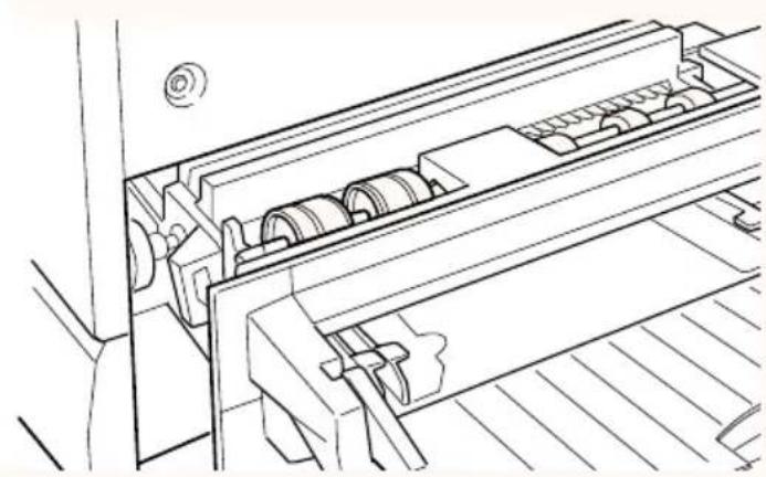 EPSON EPL-C8200 - Papierwegwalze reinigen - 2