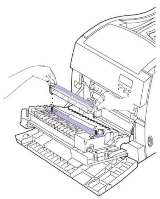 LEXMARK Optra C710 - Pull the transfer roller out of the front cover. - 1