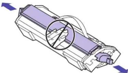 LEXMARK Optra C710 - Replacing print cartridges - 6