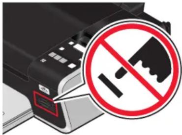 LEXMARK X4600 - Setzen Sie eine Speicherkarte ein. - 2