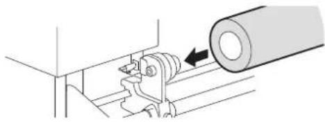RICOH Pro L4130 - Setzen Sie das linke Ende des Kerns des Rollenmediums auf den linken Rollenhalter. - 1