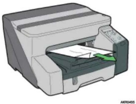 RICOH Aficio GX3000 - Im Ausgabefach gestautes Papier entfernen - 1