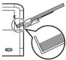 Triumph-Adler CLP 4520 - Papier in die Universalzufuhr einlegen - 8
