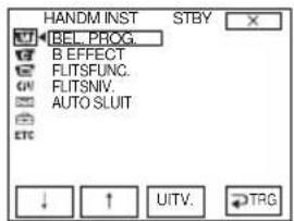 HANDM INST BEL.PROG. B.EFFECT FLITSFUNC. FLITSNIV. AUTO SLUIT ↓ ↑ UITV. →TRG