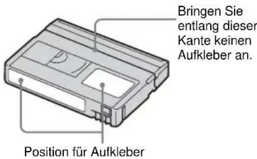 Bringen Sie entlang dieser Kante keinen Aufkleber an. Position für Aufkleber
