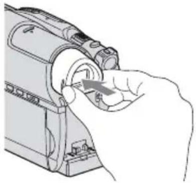 SONY HDR-UX9 - Pflege des Suchers - 4