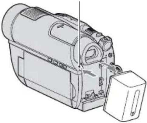 SONY HDR-UX9 - So nehmen Sie den Akku ab - 1