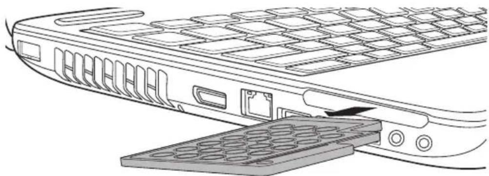 TOSHIBA Satellite A500D - Entfernen der schmalen Fernbedienung - 1