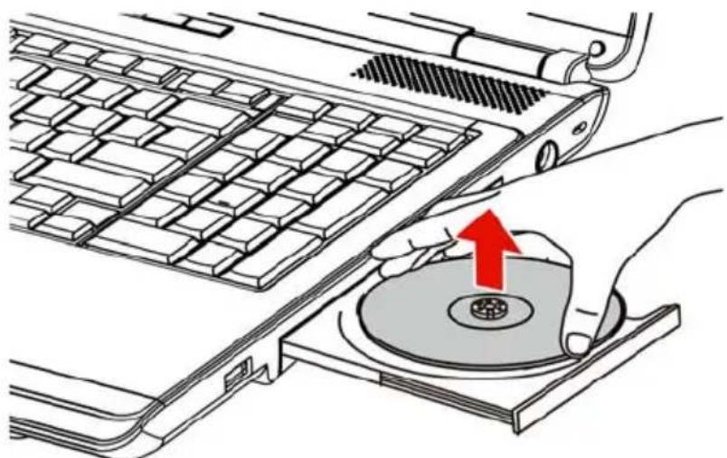 TOSHIBA Equium L350 - Discs entnehmen - 3