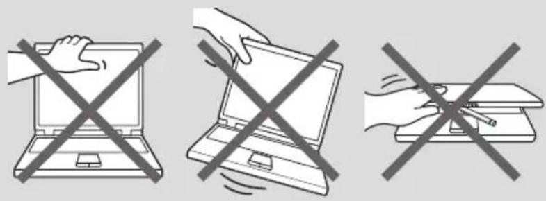 TOSHIBA Satellite C870D - Öffnen des Bildschirms - 3