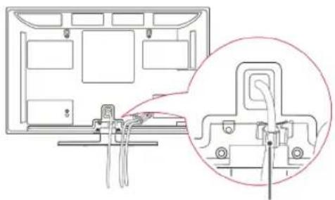 LG 42LV3551 - Tidying cables - 1