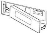 KENWOOD KRC-V791 - Einsetzen der Frontblende - 1