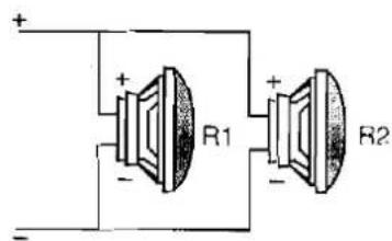 + + R1 - + - R2