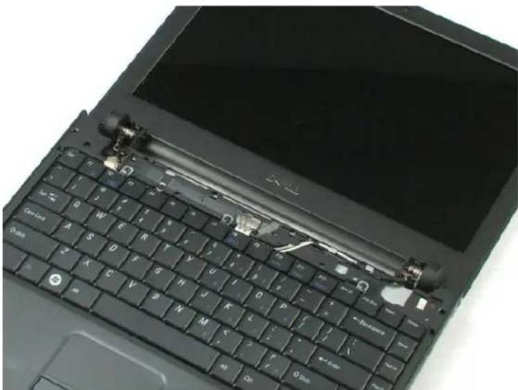 DELL Vostro 1220 - Removing the Hinge Cover - 3