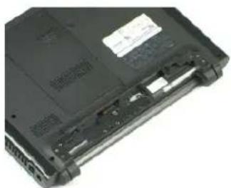 DELL Vostro 1220 - Removing the Battery - 3