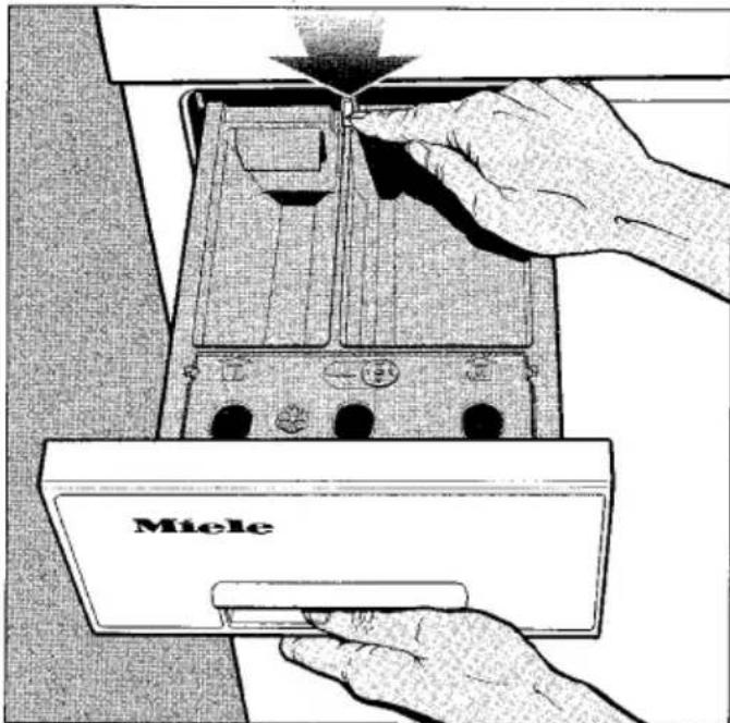 MIELE Hydromatic Senator - Waschmittelschubkasten regelmäßig reinigen - 1