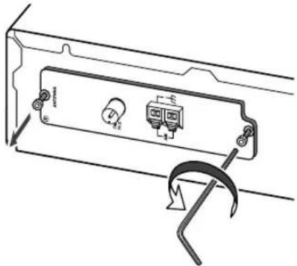 ONKYO T-4555 DAB - Installation av ett mottagarkort - 1