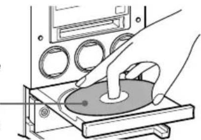 SONY CMT-M100MDS - Caricamento di un CD - 1