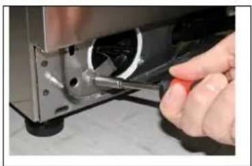 SMEG LBS1600X - CLEANING THE DRAIN PUMP - 4