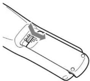JVC CA-MXJ150R - Einlegen der Batterien in die Fernbedienung - 1