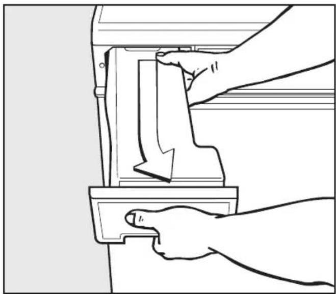 MIELE T 8602 C - Kondenswasserbehälter entleeren - 1