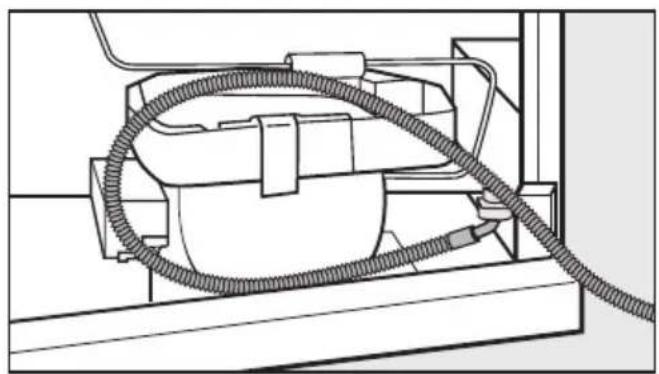 MIELE KFN 8997 SDEED - Anschluss an die Wasserzuführung - 3