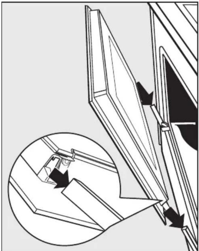 MIELE H 4150 - Gerätetür einsetzen - 1